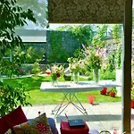 Romantic Overlooking Habitación en casa particular Praga