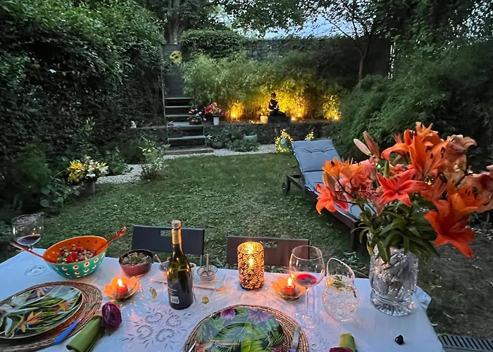 Romantic Overlooking Privat bolig